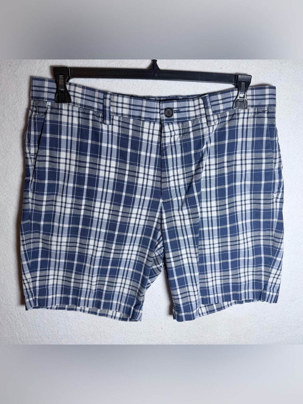Banana Republic Aiden Shorts Mens 34 Blue Gray Plaid Flat Front Slim Chino